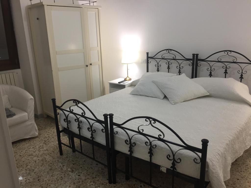 Hotel Villino Donna Rita Lecce Exteriér fotografie