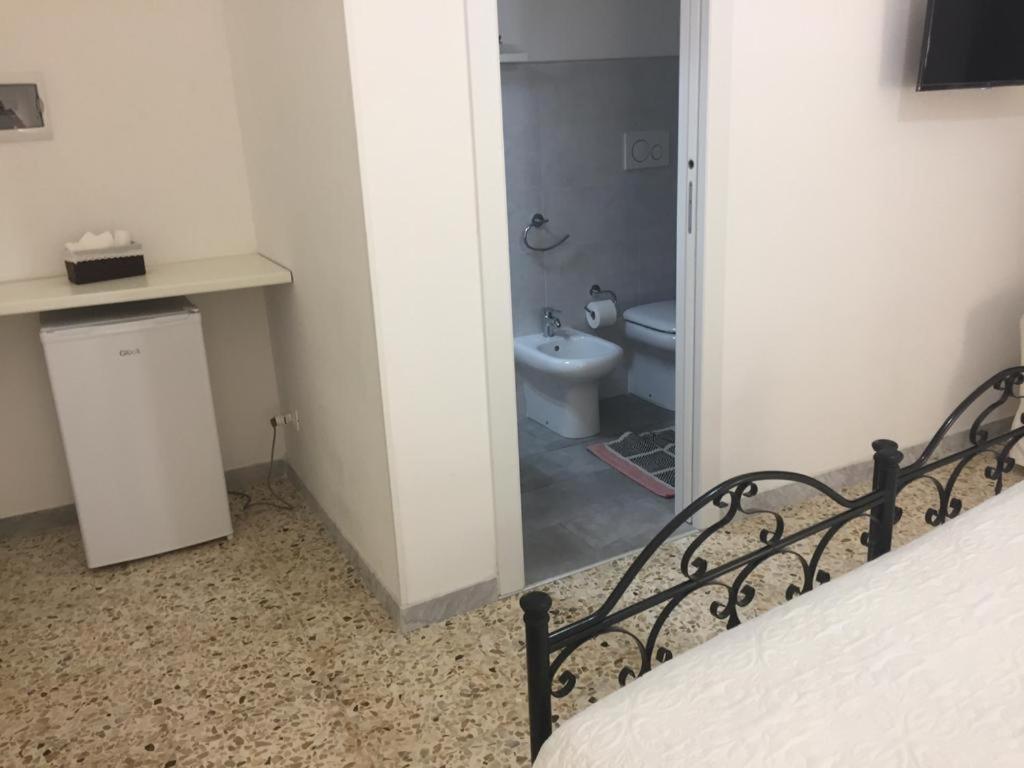Hotel Villino Donna Rita Lecce Exteriér fotografie
